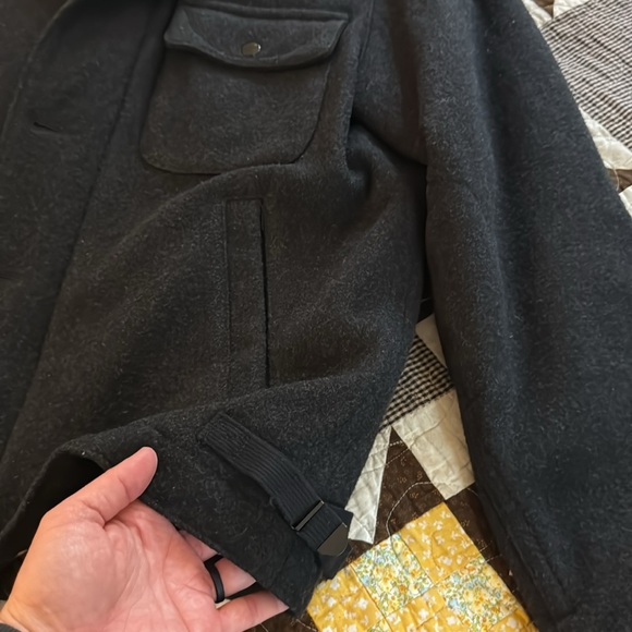 Men’s Old Navy Wool Zip Pea Coat - Picture 3 of 6